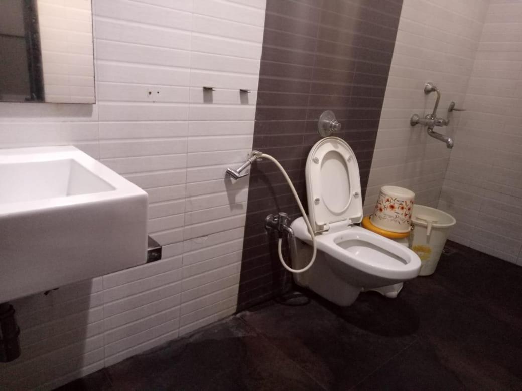 Hotel Sharda Mumbai Eksteriør bilde