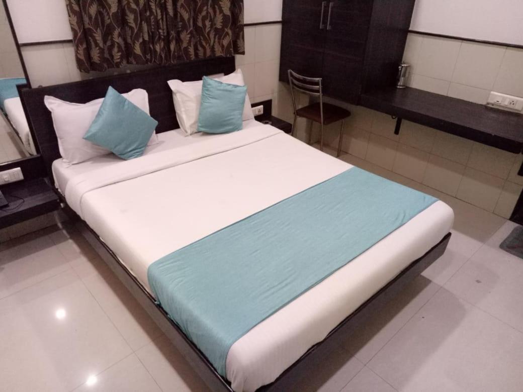 Hotel Sharda Mumbai Eksteriør bilde